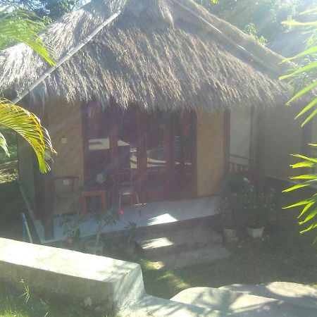 Airas' Garden Homestay Eco Bungalows Kuta  Exterior photo