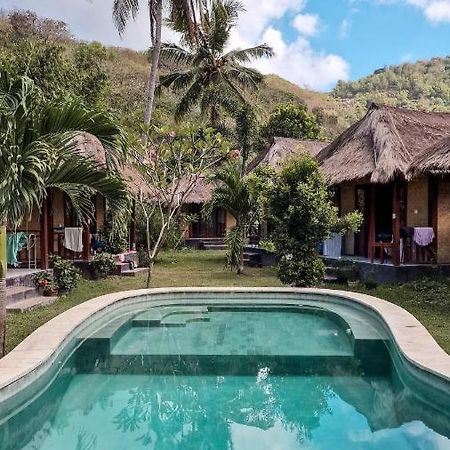 Airas' Garden Homestay Eco Bungalows Kuta  Exterior photo
