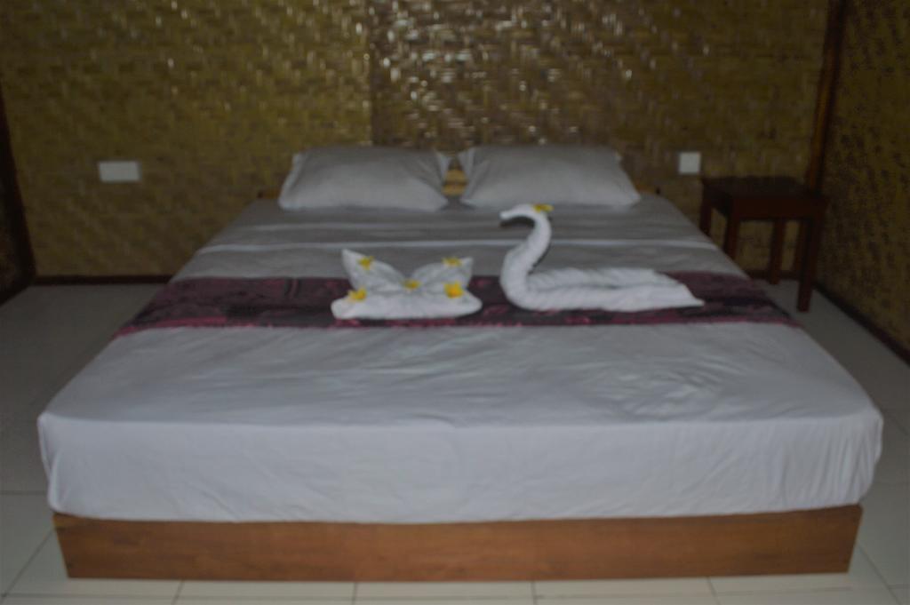 Airas' Garden Homestay Eco Bungalows Kuta  Exterior photo