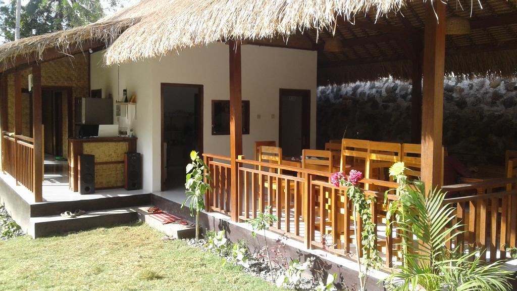 Airas' Garden Homestay Eco Bungalows Kuta  Exterior photo